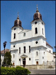 Lăcaşuri de cult din România; Catedrala Sf. Treime Blaj; ; ; 1741-1749, adăugiri 1835-1837; 1741; 1749; Catedrală; greco-catolic; Greek-Catholic; grec-catholique; BLAJ; ; Alba; Protopopiatul Blaj; Arhiepiscopia - Arhidieceza de Alba Iulia şi Făgăraş; Biserica Română Unită cu Roma, Greco-Catolică; 