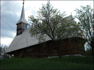 Lăcaşuri de cult din România; Biserica de lemn Sf. Nicolae; ; ; înc. sec. XVIII, ref. 1730 şi 1773; 1701; 1711; Biserică de lemn; ortodox; Orthodox; orthodoxe; SÂNBENEDIC; FĂRĂU; Alba; ; Arhiepiscopia Alba Iuliei; Mitropolia Clujului, Albei, Crişanei şi Maramureşului; 
