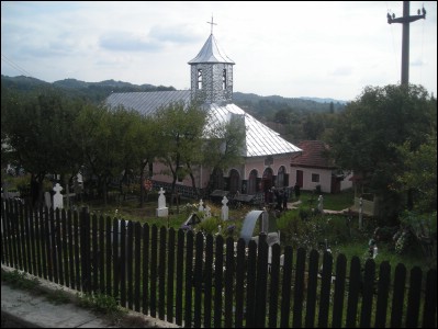 Lăcaşuri de cult din România; Biserica Sfinţii Arhangheli Mihail şi Gavril şi Naşterea Maicii Domnului; ; ; 1867; 1867; ; Biserică; ortodox; Orthodox; orthodoxe; BĂRĂŞTI; CICĂNEŞTI; Argeş; Protopopiatul Curtea de Argeş; Episcopia Argeşului; Mitropolia Munteniei şi Dobrogei; 
