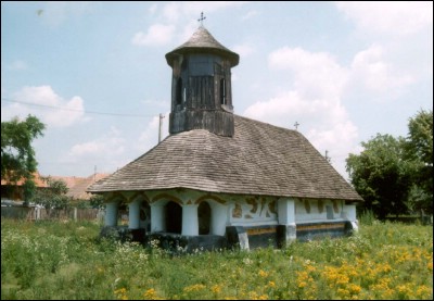 Lăcaşuri de cult din România; Biserica de lemn Adormirea Maicii Domnului,Cuvioasa Paraschiva; ; ; 1/4 sec. XIX, rep. în 1839; 1801; 1825; Biserică de lemn; ortodox; Orthodox; orthodoxe; CĂTANE; LUNCA CORBULUI; Argeş; Protoieria Costeşti; Episcopia Argeşului; Mitropolia Munteniei şi Dobrogei; 