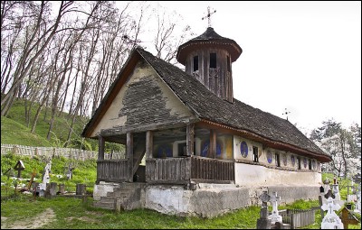 Lcauri de cult din Romnia; Biserica de lemn Sf. Nicolae,Sf. Gheorghe,Sf. mprai Constantin i Elena; ; ; 1808; 1801; ; Biseric de lemn; ortodox; Orthodox; orthodoxe; ROBAIA; MUTETI; Arge; Protopopiatul Curtea de Arge; Episcopia Argeului; Mitropolia Munteniei i Dobrogei; 