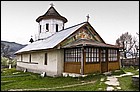 Biseric de lemn; ortodox; orthodox; Biserica de lemn Naterea Maicii Domnului; sat; GNETI; PIETROANI