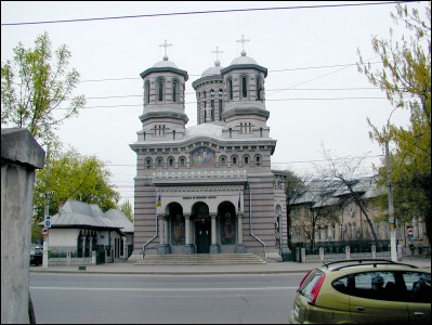 Lcauri de cult din Romnia; Biserica Sfntul Gheorghe i Sfntul Nicolae; Biserica Sfntul Gheorghe Grivia; ; 1926; 1926; ; Biseric; ortodox; Orthodox; orthodoxe; BUCURETI; ; Bucureti; Protoieria I capital; Arhiepiscopia Bucuretilor; Mitropolia Munteniei i Dobrogei; 