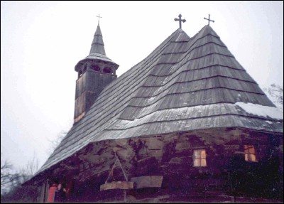 Lăcaşuri de cult din România; Biserica de lemn Sfinţii Arhangheli; ; ; 1711; 1711; ; Biserică de lemn; ortodox; Orthodox; orthodoxe; BUNGARD; LECHINŢA; Bistriţa Năsăud; ; Arhiepiscopia Vadului, Feleacului şi Clujului; Mitropolia Clujului, Albei, Crişanei şi Maramureşului; 