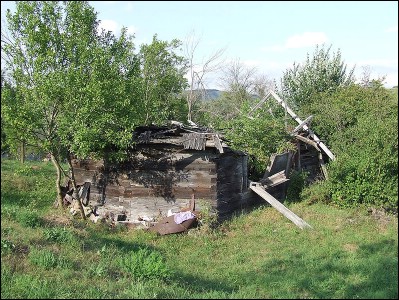 Lcauri de cult din Romnia; Ruinele Bisericii de lemn; ; ; sec. XVIII-XX; 1701; 2000; Biseric de lemn; ortodox; Orthodox; orthodoxe; BIDIU; MATEI; Bistria Nsud; Protoieria Alba Iulia; Arhiepiscopia Alba Iuliei; Mitropolia Clujului, Albei, Crianei i Maramureului; 