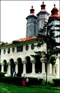 Lcauri de cult din Romnia; Mnstirea Sf. Mucenic Gheorghe, Sf. Apostoli Petru i Pavel, Adormirea Maicii Domnului; Mnstirea Ciolanu; ; sec. XVI - 1930; 1501; 1930; Mnstire; ortodox; Orthodox; orthodoxe; GRJDANA; TISU; Buzu; ; Arhiepiscopia Buzului i Vrancei; Mitropolia Munteniei i Dobrogei; 