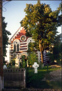 Lcauri de cult din Romnia; Biserica Sf. Francisc; Biserica Sf. Francisc din Assisi; ; sec. XV, reconstr. 1898; 1401; 1500; Biseric; romano-catolic; Roman-Catholic; roman-catholique; TRGOVITE; ; Dmbovia; ; ; ; 