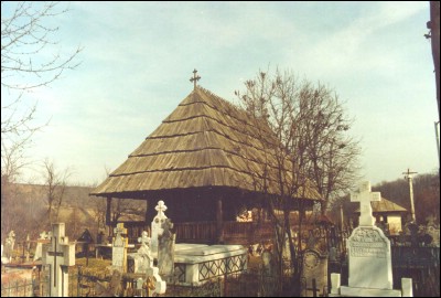 Lcauri de cult din Romnia; Biserica de lemn Intrarea n Biseric; ; ; 1705, ref. din temelie 1948 - 1950; 1705; ; Biseric de lemn; ortodox; Orthodox; orthodoxe; VALEA CU AP; FRCêETI; Gorj; ; Arhiepiscopia Craiovei; Mitropolia Olteniei; 