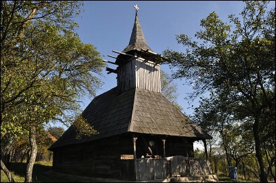 Lcauri de cult din Romnia; Biserica de lemn Duminica Tuturor Sfinilor; ; ; sec. XVIII; 1701; 1800; Biseric de lemn; ortodox; Orthodox; orthodoxe; MUNCELU MARE; VEEL; Hunedoara; Protopopiatul Deva; Episcopia Aradului; Mitropolia Banatului; 