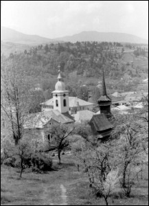 Lcauri de cult din Romnia; Biserica de lemn Sf. Arhangheli; ; ; 1700; 1700; ; Biseric de lemn; ortodox; Orthodox; orthodoxe; BORA; ; Maramure; Protopopiatul Ortodox romn Vieu; Episcopia Maramureului i a Stmarului; Mitropolia Clujului, Albei, Crianei i Maramureului; 