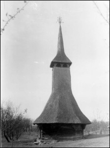 Lcauri de cult din Romnia; Biserica de lemn Sf. Arhangheli; ; ; 1706; 1706; ; Biseric de lemn; ortodox; Orthodox; orthodoxe; DRGHIA; COROIENI; Maramure; Protopopiatul Ortodox romn Lpu; Episcopia Maramureului i a Stmarului; Mitropolia Clujului, Albei, Crianei i Maramureului; 