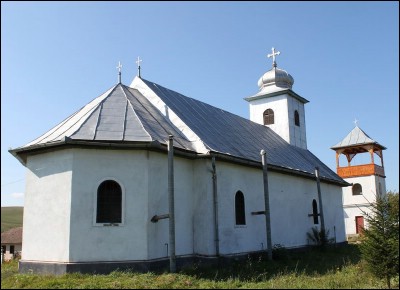 Lcauri de cult din Romnia; Biserica de lemn Sf. Arhangheli; ; ; sec. XX; 1901; 2000; Biseric de lemn; ortodox; Orthodox; orthodoxe; TUINU; SNPETRU DE CMPIE; Mure; Protoieria Alba Iulia; Arhiepiscopia Alba Iuliei; Mitropolia Clujului, Albei, Crianei i Maramureului; 