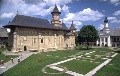 Lăcaşuri de cult din România; Mănăstirea Înălţarea Domnului Neamţ; Mănăstirea Neamţu; ; 1376-1391,1497, 1997-2003; 1376; 2003; Mănăstire; ortodox; Orthodox; orthodoxe; MĂNĂSTIREA NEAMŢ; VÂNĂTORI-NEAMŢ; Neamţ; Protopopiatul Neamţ; Arhiepiscopia Iaşilor; Mitropolia Moldovei şi Bucovinei; 
