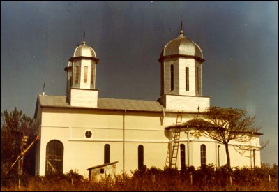 Lcauri de cult din Romnia; Biserica Sf. Nicolae; ; ; 1906-1909; 1906; 1909; Biseric; ortodox; Orthodox; orthodoxe; PRCOVENI; PRCOVENI; Olt; Protoieria Caracal, Cod fiscal: 4284630, Adresa: Str. Nicolae Titulescu nr. 8, Str. Nicolae Titulescu, 8, TEL/FAX: 0249-512060, 0728107831, 0745597225, Protoiereu PC. Pr. Marin Rducanu.; Episcopia Slatinei i Romanailor; Mitropolia Olteniei; 