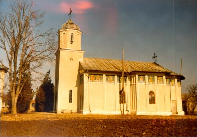 Lcauri de cult din Romnia; Biserica Sf. Nicolae; ; ; ante 1845 din lemn, 1863 - zid; rep. i pictat n 1940; 1845; 1863; Biseric de lemn i zid; ortodox; Orthodox; orthodoxe; POTLOGENI; TIA MARE; Olt; Protoieria Corabia, Cod Fiscal: 4621949, Str. Trecerea Dunrii, 29, Tel/Fax: 0249-561238, 0728107837, Protoiereu Pc Pr. Radu Voinea.
ADRESA: STR. TRECEREA DUNRII, NR.29
TEL/FAX: 0249-561238, 0728107837, 0741126994
PROTOIEREU PC Pr. RADU VOINEA; Episcopia Slatinei i Romanailor; Mitropolia Olteniei; 