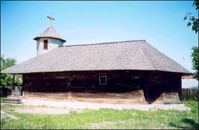 Lăcaşuri de cult din România; Biserica de lemn Sf. Trei Ierarhi; ; ; sec. XVIII; 1701; 1800; Biserică de lemn; ortodox; Orthodox; orthodoxe; BALTA DOAMNEI; BALTA DOAMNEI; Prahova; Protoieria Vălenii de Munte; Arhiepiscopia Bucureştilor; Mitropolia Munteniei şi Dobrogei; 