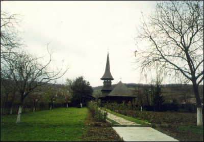 Lcauri de cult din Romnia; Biserica de lemn Sf. Arhangheli Mihail i Gavril a schitului Jercli; ; ; 1731; 1731; ; Biseric de lemn; ortodox; Orthodox; orthodoxe; JERCLI, ora URLAI; ; Prahova; Protoieria Urlai; Arhiepiscopia Bucuretilor; Mitropolia Munteniei i Dobrogei; 