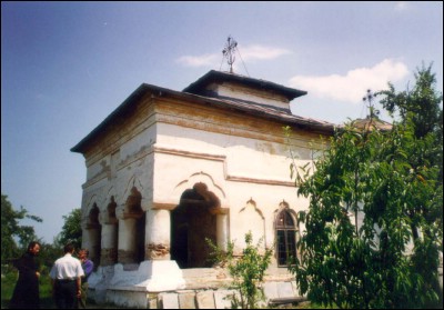 Lcauri de cult din Romnia; Biserica Sf. Dimitrie Izvortorul de Mir; Biserica Galben; ; 1759-1761; 1759; 1761; Biseric; ortodox; Orthodox; orthodoxe; URLAI; ; Prahova; Protoieria Urlai; Arhiepiscopia Bucuretilor; Mitropolia Munteniei i Dobrogei; 