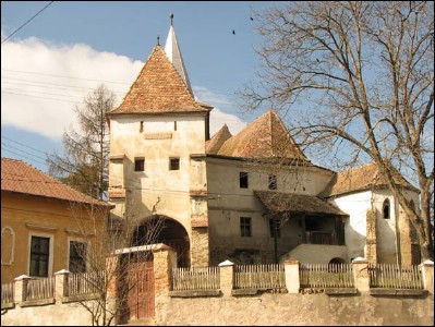 Lcauri de cult din Romnia; ; ; ; sec. XV; fortificaii sec. XVI; transf. 1810 - 1814 biseric hal; 1401; 1500; Biseric; evanghelic C.A.; Evangelic C.A.; vanglique C.A.; CURCIU; DRLOS; Sibiu; ; ; Biserica Evanghelic C.A.; 
