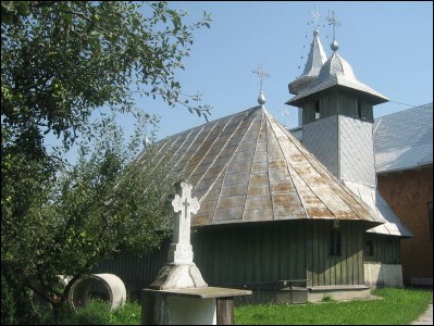 Lcauri de cult din Romnia; ; ; ; 2001-2005; 2001; 2005; Biseric de lemn; ortodox; Orthodox; orthodoxe; LMêENI; RDêENI; Suceava; Protopopiatul Flticeni; Arhiepiscopia Sucevei i a Rduilor; Mitropolia Moldovei i Bucovinei; 