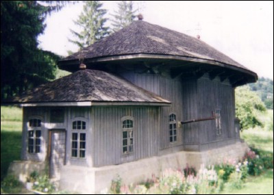 Lăcaşuri de cult din România; Biserica Adormirea Maicii Domnului a schitului Valea Neagră; ; ; 1755-1757; 1755; 1757; Biserică; ortodox; Orthodox; orthodoxe; VALEA NEAGRĂ; NISTOREŞTI; Vrancea; ; Arhiepiscopia Buzăului şi Vrancei; Mitropolia Munteniei şi Dobrogei; 
