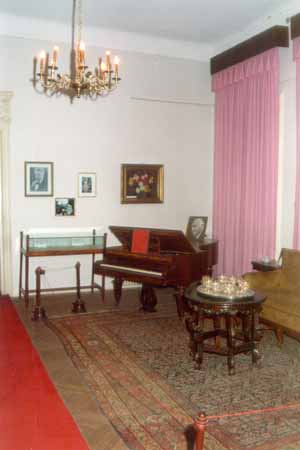 Casa memorială "Mihail Sadoveanu" 